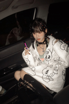 地下室肉按摩椅