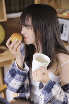 饥渴的少妇和男按摩师